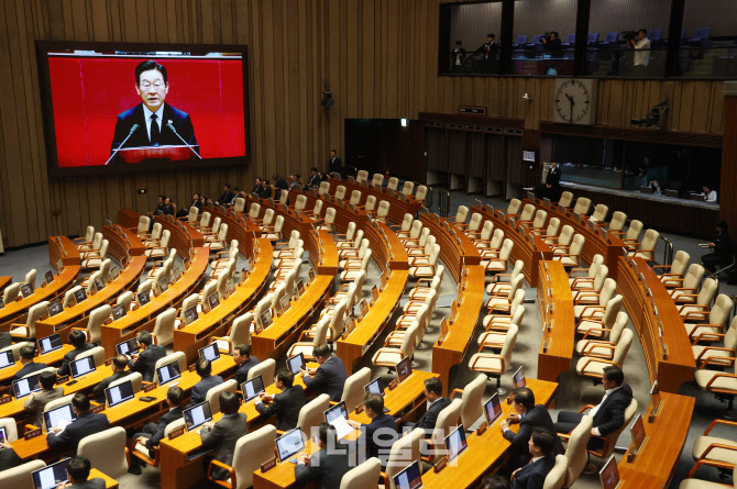이재명 대통령 예산안 시정연설, '국민의힘은 불참'