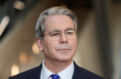 美 재무장관 “대법원서 패해도 관세 관련 다양한 대응수단 있어”