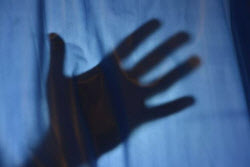 ‘딸뻘’ 여교사에 “방 잡고 놀자”…성추행한 50대 교장, 결국