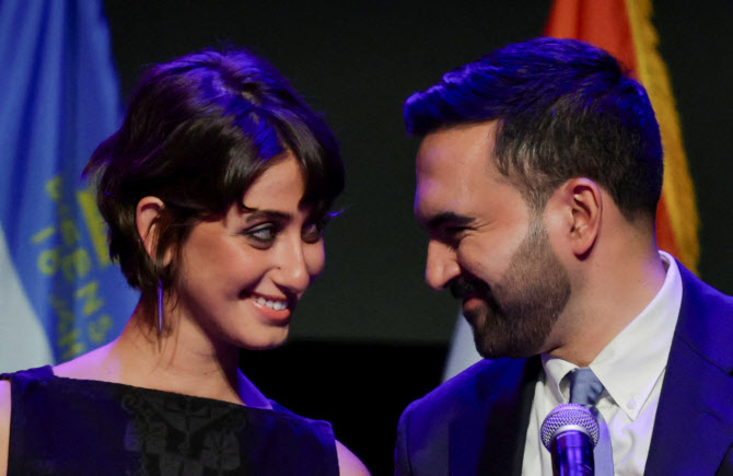 조란 맘다니와 그의 아내 라마 두와지                                                                                                                                                                     