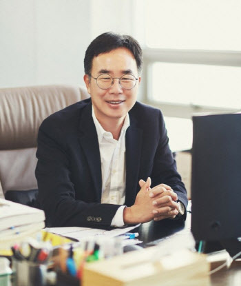 HLB에 2000억 베팅한 LMR, 투자 조건 분석해보니