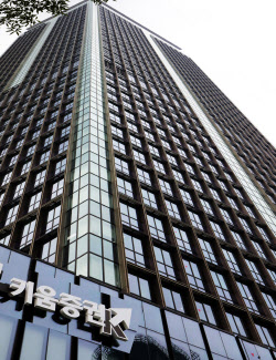 美 증시 급락하는데 키움증권 또 ‘먹통’…서학개미 뿔났다(종합)