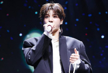 檢, &apos;만 16세 무면허 운전&apos; 가수 정동원에 기소유예 처분