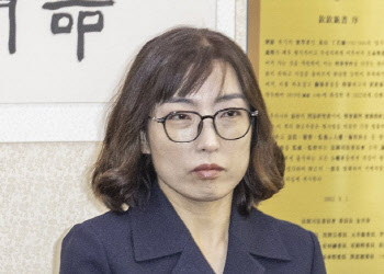 "검찰, 스스로 무너졌다"…현직 검사, ‘대장동 항소 포기’에 폭발