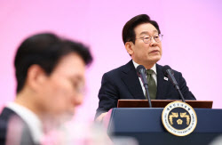 李대통령, 수능 수험생 격려…"여러분들 응원"