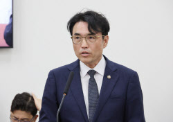 노동차관 "새벽배송을 금지할 순 없어…야간노동 규제는 추진 중"