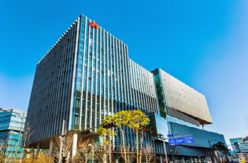 [단독] SKT, 사옥 매각 임차료까지 성과급 산정서 제외 추진