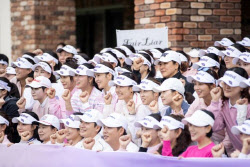 여성 건강 위한 &apos;선한 영향력&apos;...모티바코리아, 핑크리본 기부로 가치 확장