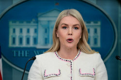 트럼프, 女기자에 “돼지야”·