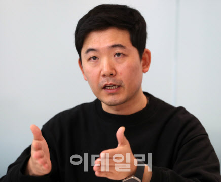 "분자부터 임상까지... '전주기 의과학 AI'로 글로벌 의료 패권 노린다" - 뉴스 썸네일 이미지