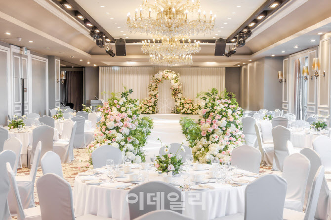 켄싱턴호텔 여의도, 한강조망 웨딩홀 리뉴얼 오픈