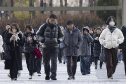 본격 겨울 추위 시작…"두꺼운 옷 챙기세요"[오늘날씨]