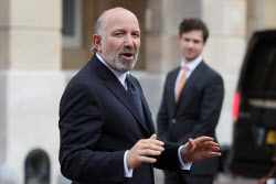 美상무 “韓 車관세 15%로 인하 11월 1일자로 소급 적용”