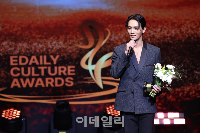 무용수 최호종, 프런티어상 수상                                                                                                                                                                    