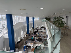 &apos;FDA 허가&apos; 내시경 수술로봇 엔도로보틱스, 325억 규모 시리즈C 완료