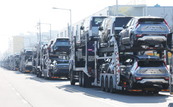 대미 상대 車관세 15% 소급 적용에…무역업계 “대외 불확실성 해소”