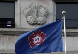 판사 판결에 형사처벌?…與사법개혁, 헌법에 비춰보니