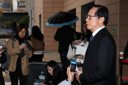 '계엄문건 발언 허위 서명 강요' 송영무 2심 무죄…檢, 상고 포기