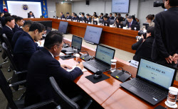 대통령실 “‘인사청탁 논란’ 김남국, 국정 부담 우려에 본인이 사의 표명”