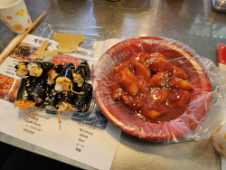 `바가지 오명` 광장시장, 자정 노력에도…발길 돌리는 관광객들