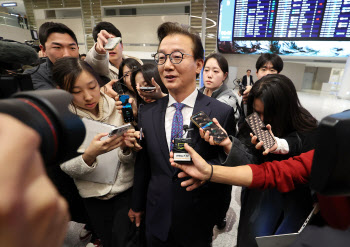 금품수수 의혹 전재수 해수장관, 사의…"사실무근, 당당하게 응할 것"