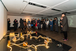 인사동에 착륙한 ‘화성 예술’…‘화성 미디어 전시’ 인사동서 개최