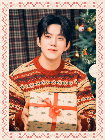데이식스 도운, 크리스마스 시즌송 티저 공개…"행복한 연말 보내길"
