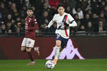 '리그 3호 도움' 이강인, PSG 승리 견인...팀내 평점 2위 맹활약