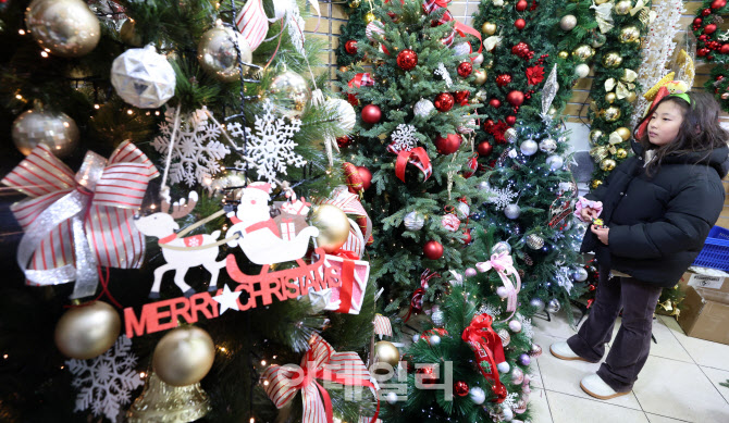 거리는 벌써 크리스마스                                                                                                                                                                            