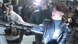 "안귀령, 총기 탈취 연출"…김현태 전 707특임단장, 피고소