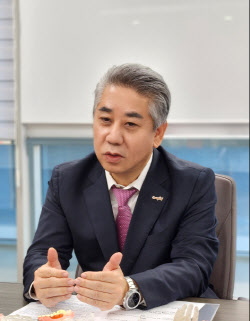 심운섭 그래피 대표 “글로벌서 러브콜 쇄도…내년 수익개선 본격화”