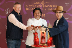 [포토]기원 '레드 페퍼 캐스크'로 건배                                                                                                                                                          