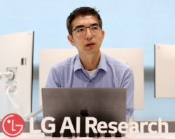 LG AI대학원, AI '박사'도 키운다…이달 중 정부 인가[only 이데일리]