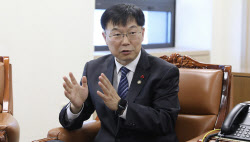 “‘AI 거짓말’에 샘 올트먼도 답답…‘통계 오독’ 없앨 것”