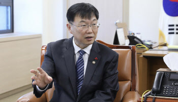 ‘밀키트·클라우드’도 물가에 잡힌다…“AI·1인가구 트렌드 반영”[only 이데일리]