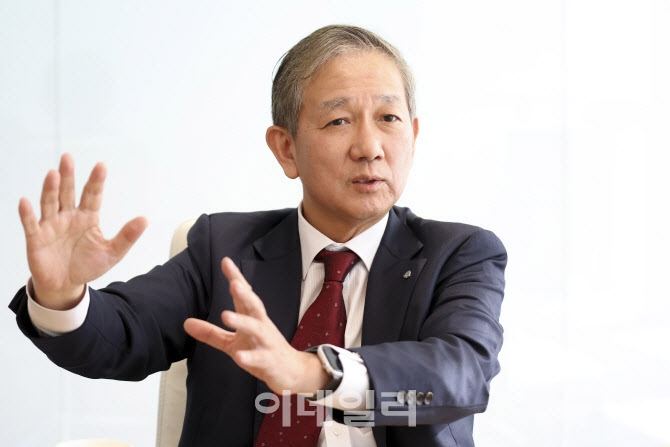 제7대 금투협 회장에 황성엽…“낮은 자세로 소통하겠다”