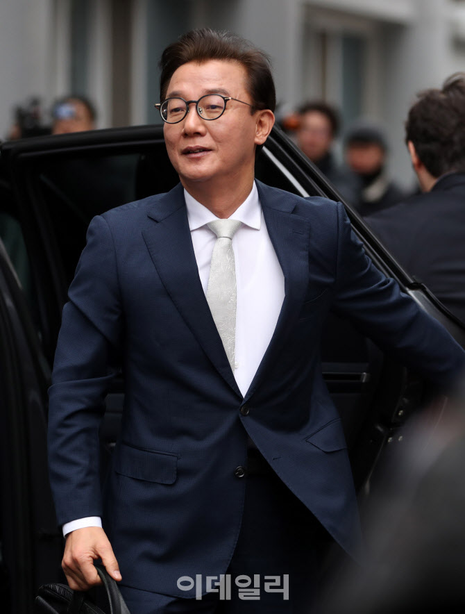  통일교 금품수수 의혹  전재수 경찰청 출석                                                                                                                                                         