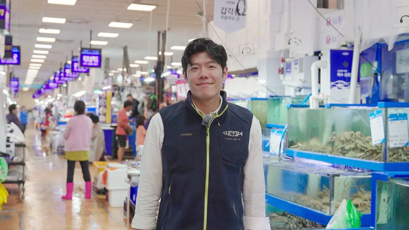 [마켓인]"수산업계 하림 되겠다..IT 기술 입혀 유통 혁신" - 뉴스 썸네일 이미지