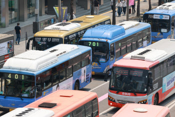 "임금 10%↑ 제안" vs "사실무근"…서울 시내버스 노사 '공방'