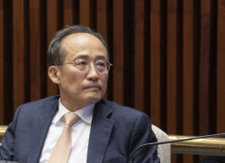 '계엄해제 방해' 추경호 재판 본격화…"국민 관심 커 신속 진행해야"