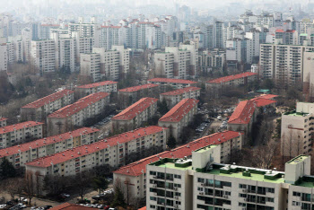 내년 정비사업 ‘80조 수주전’…압구정·여의도·목동·성수 ‘격돌’