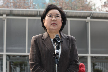 [속보]이혜훈 “제 오판, 국정의 무게로 갚으란 국민의 명령…행동·결과로 사과 무게 증명”