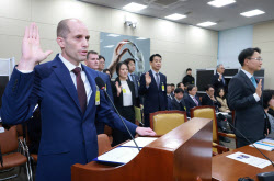 로저스 쿠팡 대표 “韓국민 우습지 않아, 정부와 협력해왔다”