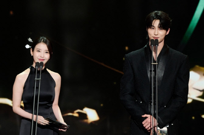 아이유X변우석, 연기대상 후보 언급