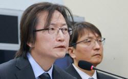 쿠팡 압박 수위 높이는 당정…“필요시 영업정지 처분”(종합)