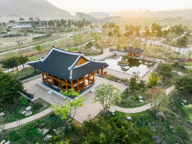 행정수도 장점 앞세운 세종…국내 첫 '공공 마이스 도시' 노린다