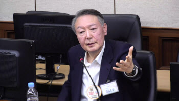 윤석열 구속기간 '최장 6개월' 더…법원 추가 구속영장 발부