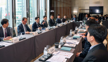 디오, 산업부 주재 中 진출 기업 간담회 참석…"임플란트업계 대표"