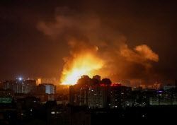 "다음 타깃은 쿠바? 콜롬비아?"…전쟁 베팅 시장 '논란'