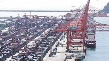 11월 경상수지 122.4억달러 흑자…반도체·자동차 수출 호조(상보)